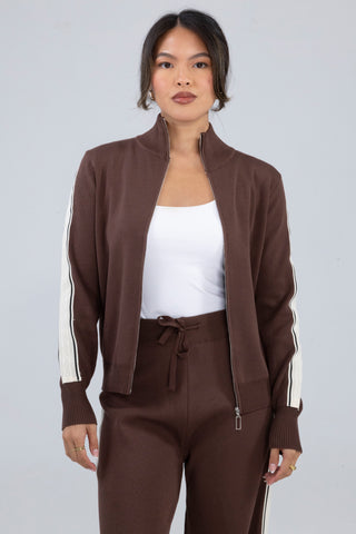 The Brown Stravelle Set