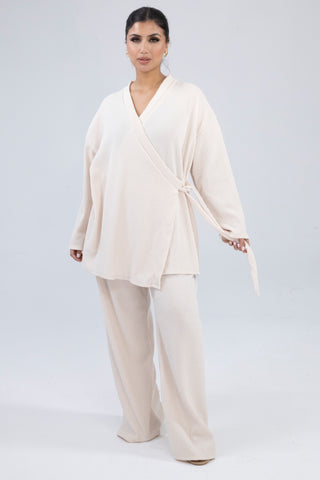 The Beige Alvara Set