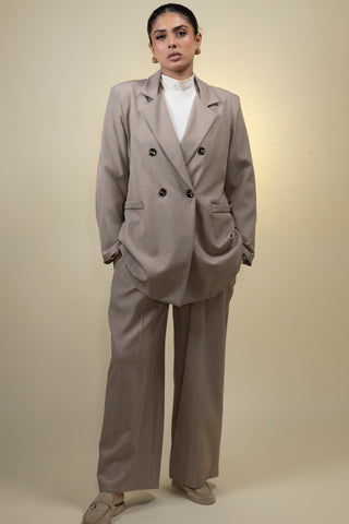 The Beige Roselake Set