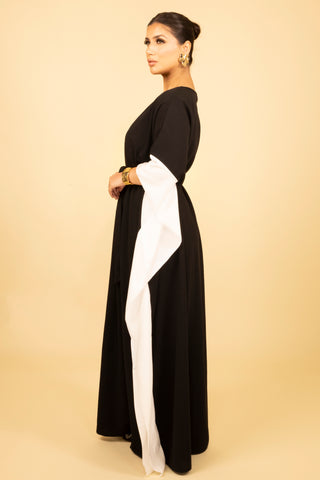 The Black/White Pearlwood Kaftan