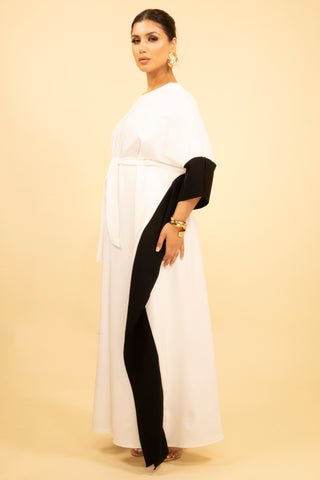 The White/Black Pearlwood Kaftan