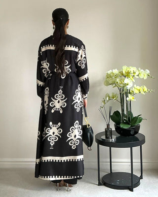 The Black Harmony Blossom Robe