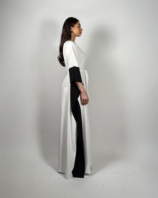 The White/Black Pearlwood Kaftan