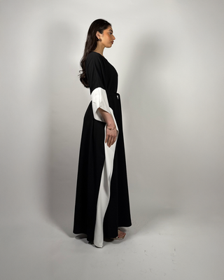 The Black/White Pearlwood Kaftan